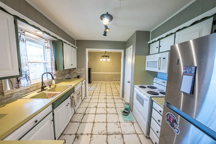3503 Englewood Avenue, Lubbock, TX 79407 - #3