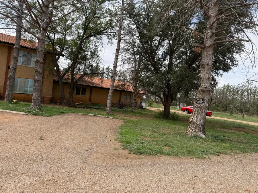 1614 Cactus Drive, Levelland, TX 79336 - #2