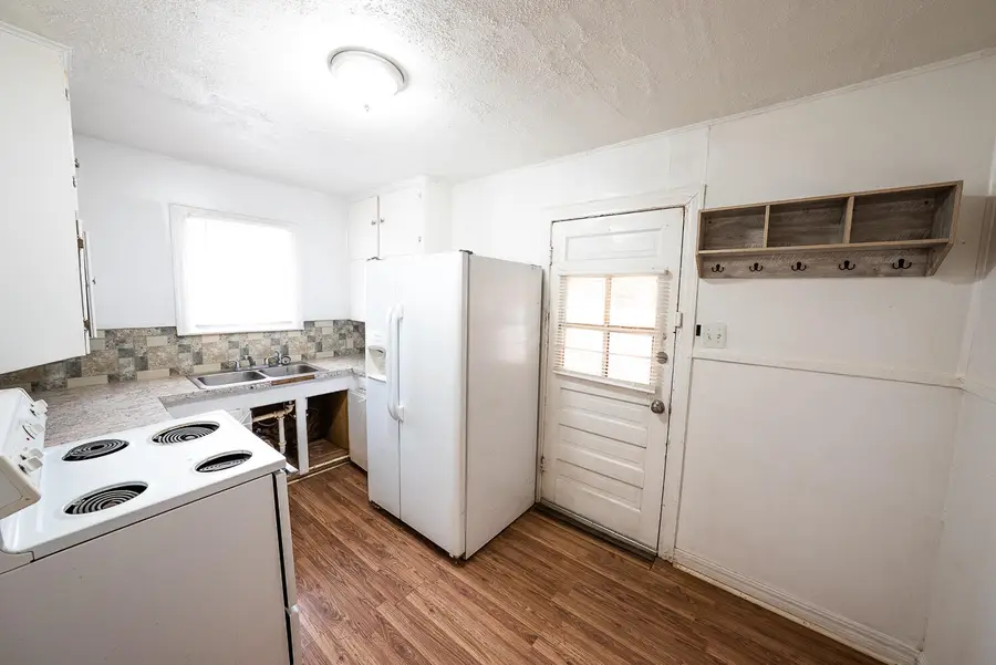 114 Avenue V, Lubbock, TX 79415 - #3