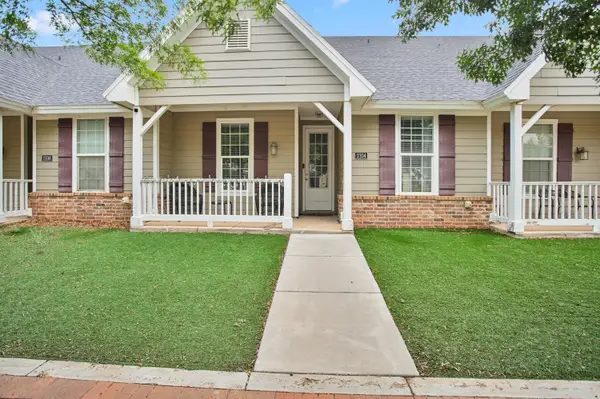 2104 10th Street, Lubbock, TX 79401