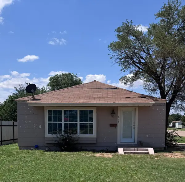 415 W 12th Street, Post, TX 79356