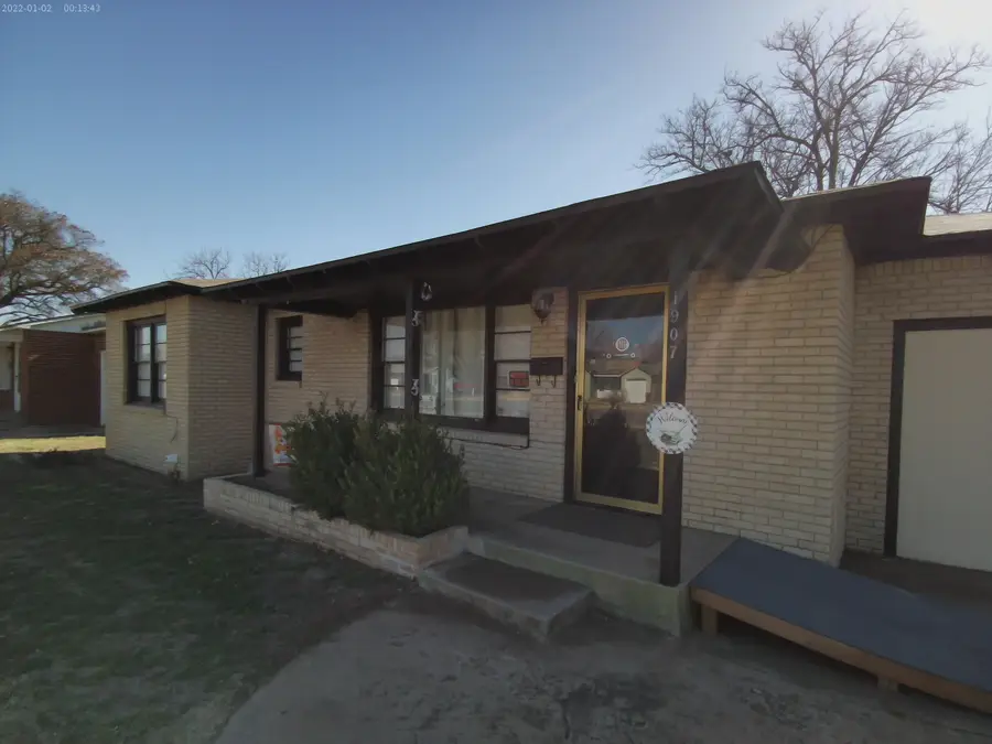 1907 38th Street, Lubbock, TX 79412 - #2