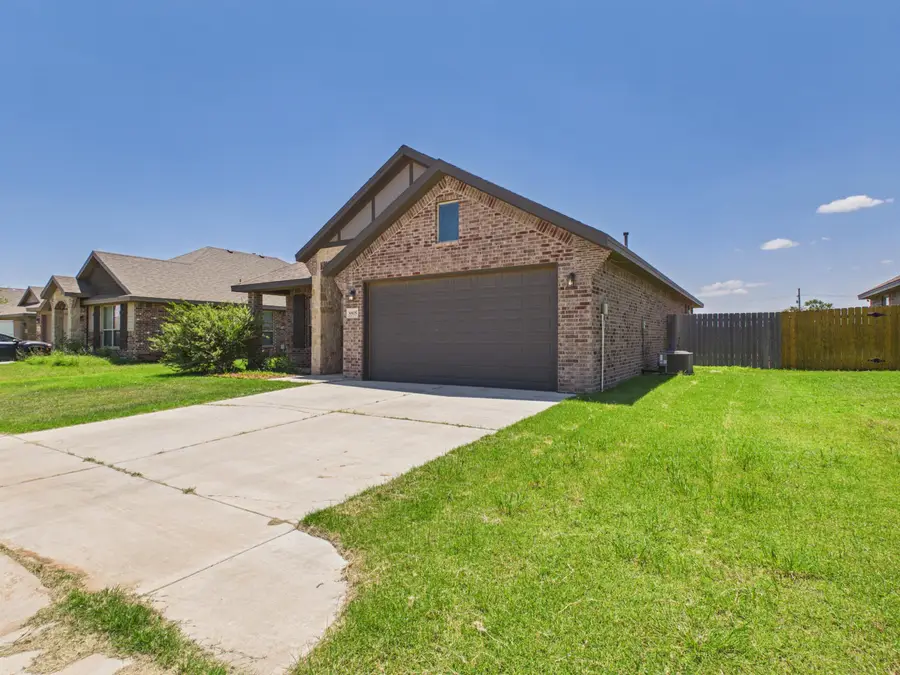 8805 18th Street, Lubbock, TX 79416 - #2