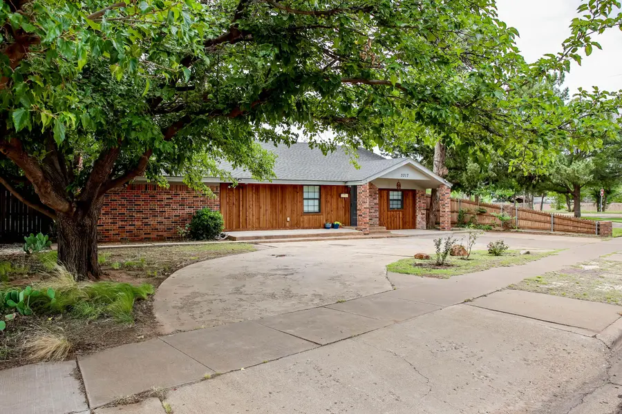 3317 32nd Street, Lubbock, TX 79410 - #3