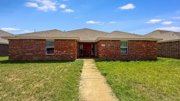 912 N Bangor Avenue, Lubbock, TX 79416