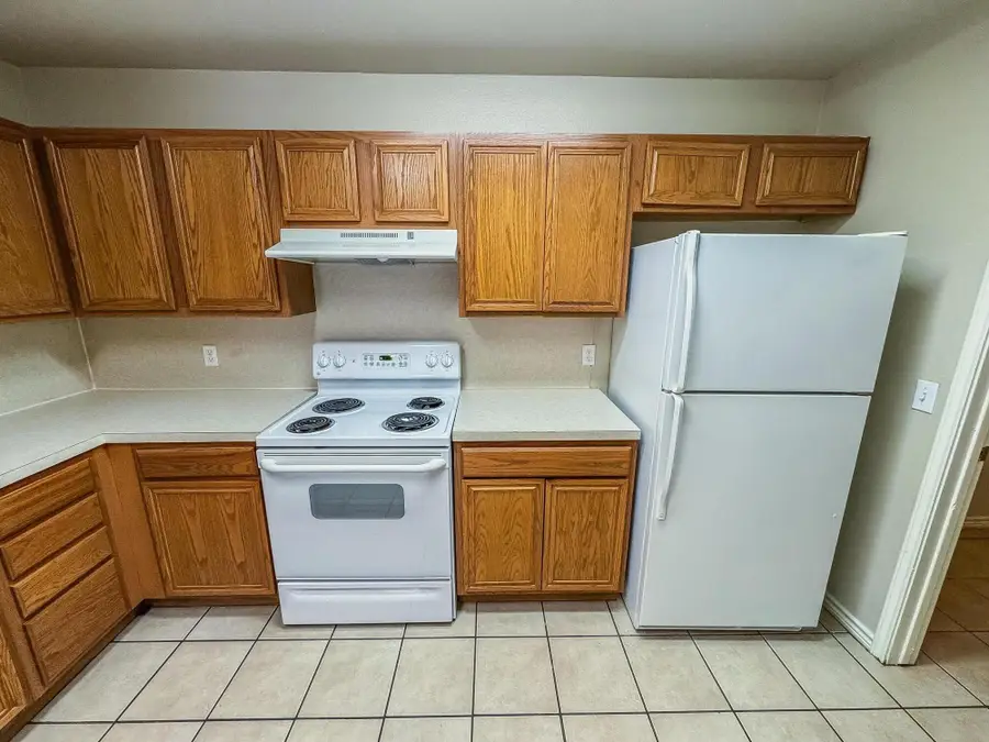 912 N Bangor Avenue, Lubbock, TX 79416 - #3