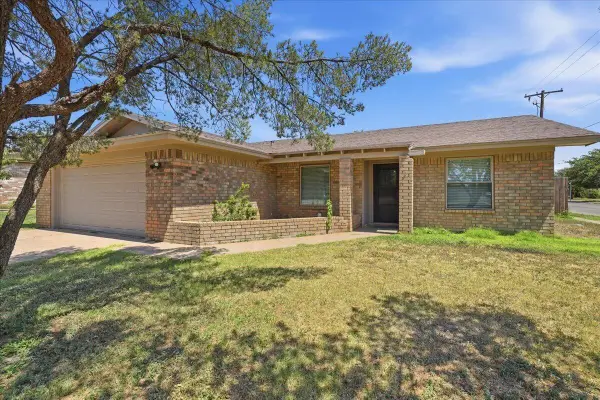 5702 2nd Street, Lubbock, TX 79416