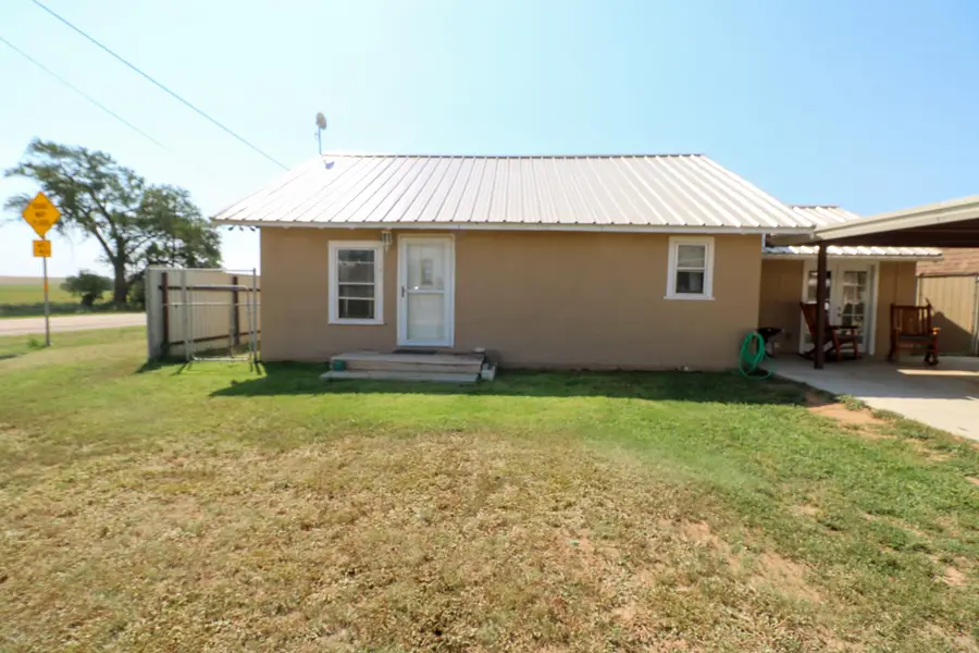 101 Wood Avenue, Amherst, TX 79312 - #3