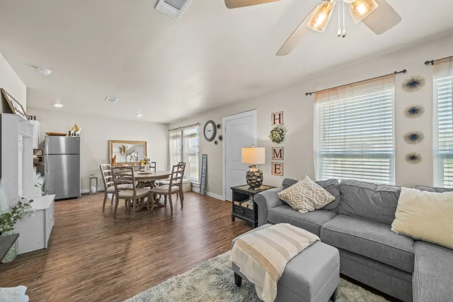 407 E 30th Street, Wolfforth, TX 79382 - #2