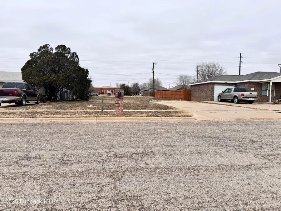 1509 E Tulane Street, Lubbock, TX 79403 - #2