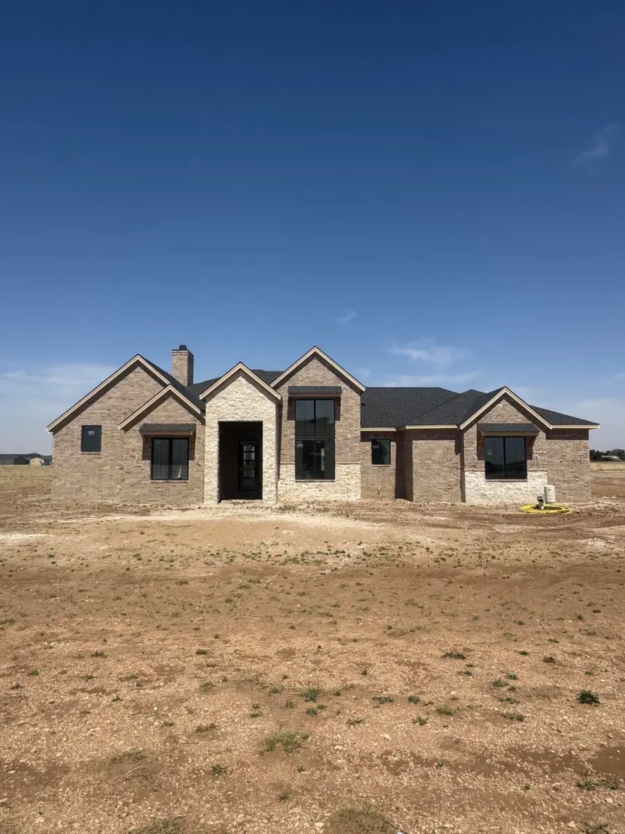 1075 Deuce Of Hearts, Tahoka, TX 79373 - #2
