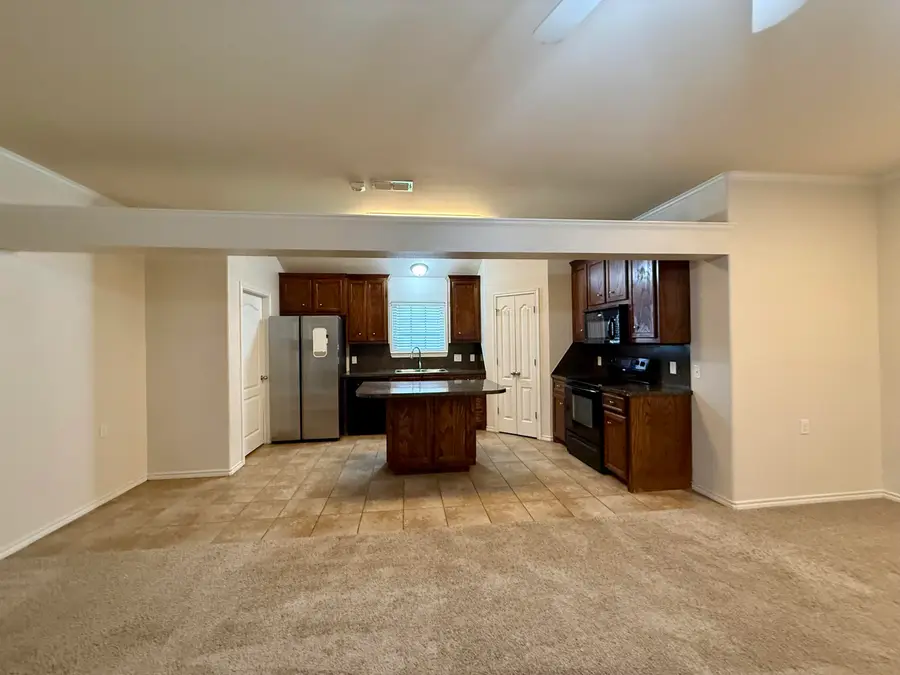 307 N 6th Street, Wolfforth, TX 79382 - #3