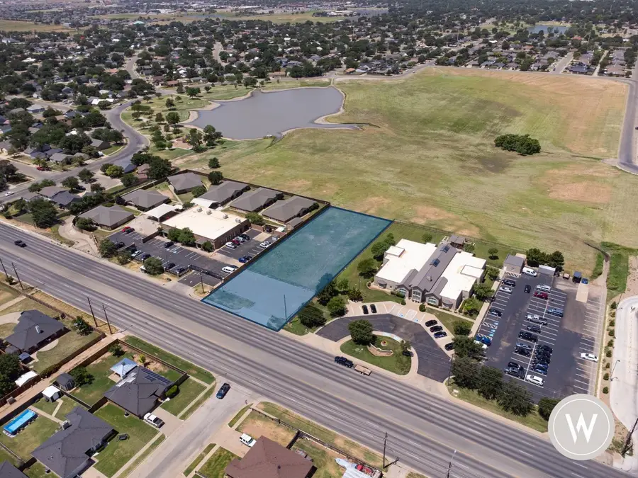 8902 University, Lubbock, TX 79423 - #2