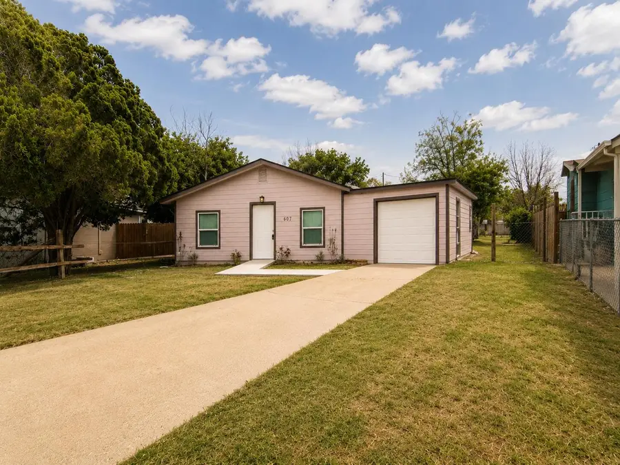 607 Zenith Avenue, Lubbock, TX 79403 - #2