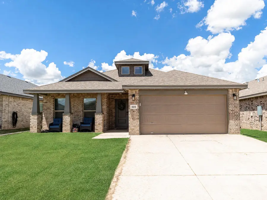 624 E 31st Street, Wolfforth, TX 79382 - #2