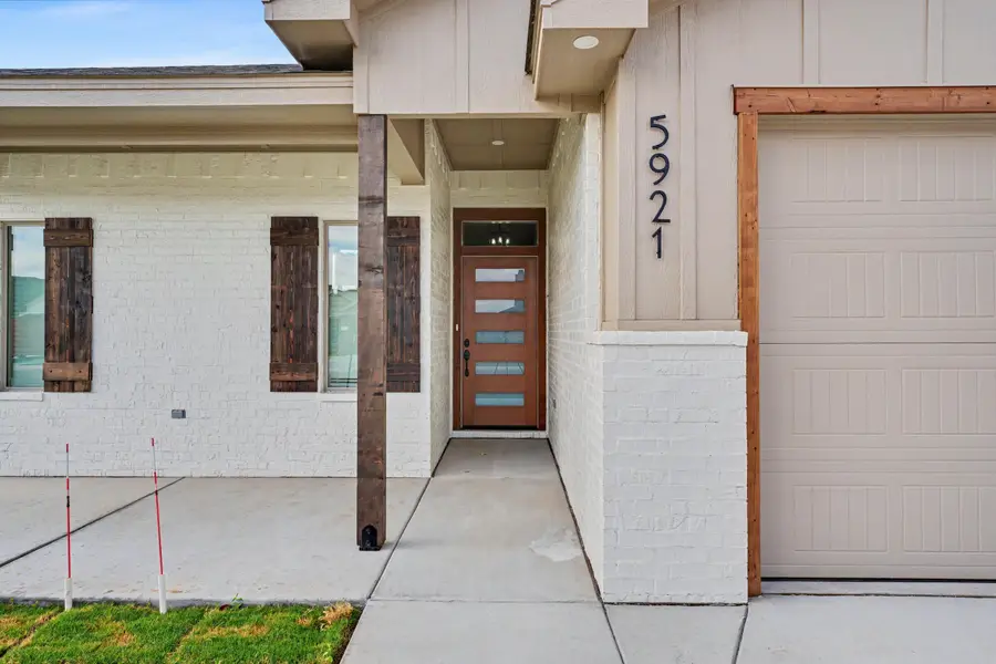 5921 Grinnell Street, Lubbock, TX 79416 - #2