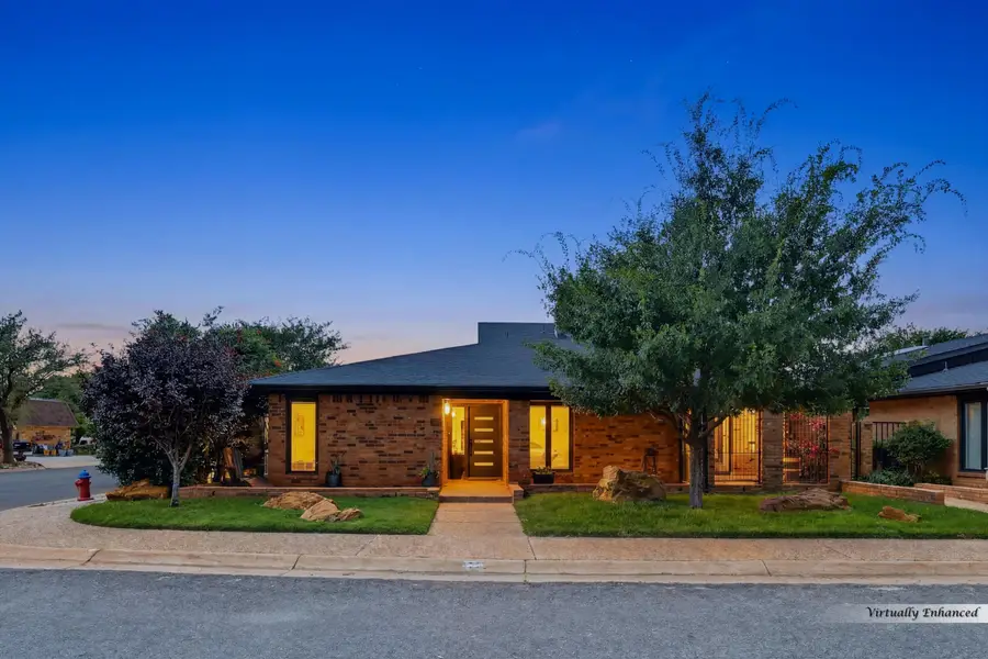 9102 Vicksburg Avenue, Lubbock, TX 79424 - #2