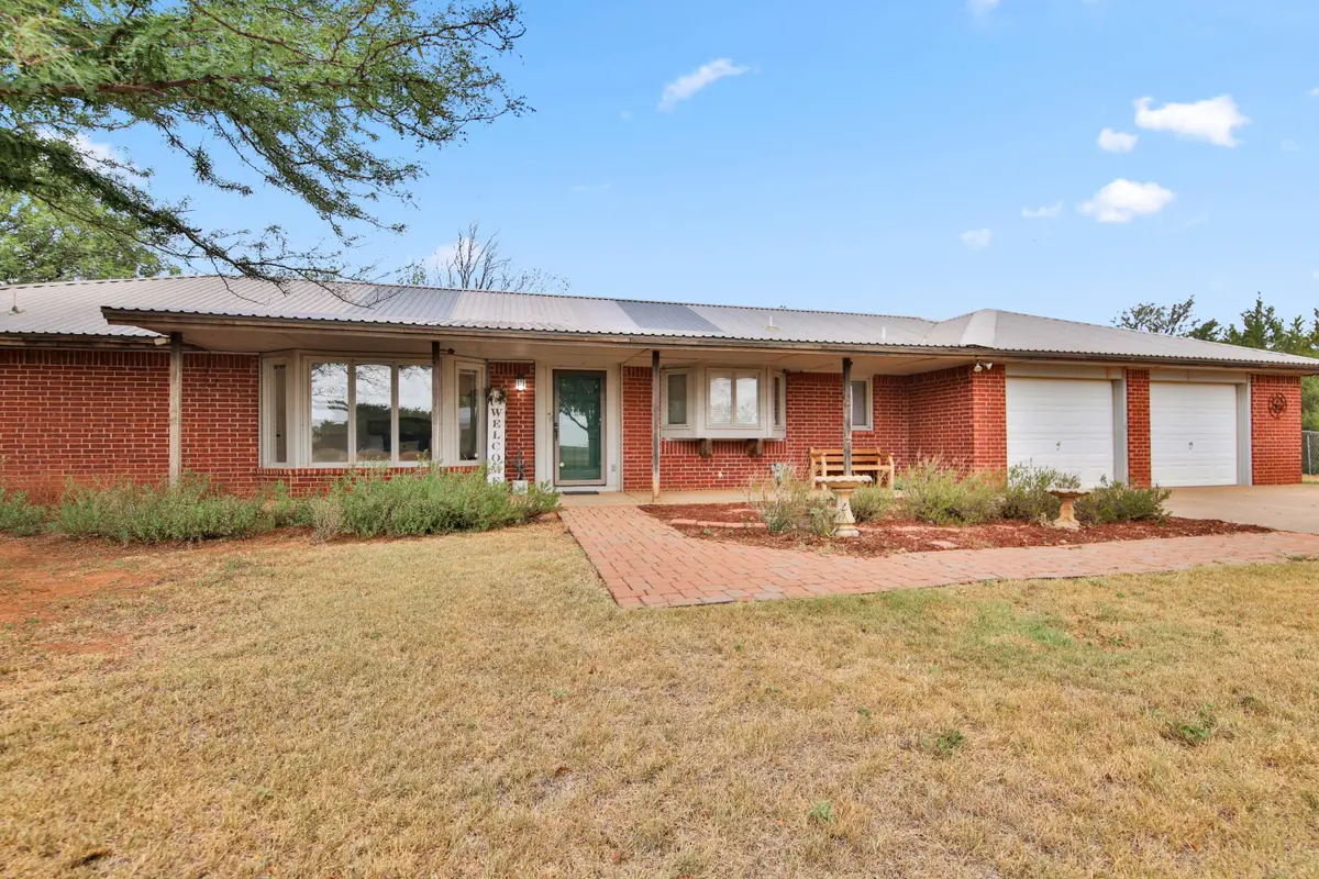 1907 N County Road 1500, Lubbock, TX 79416 - #1