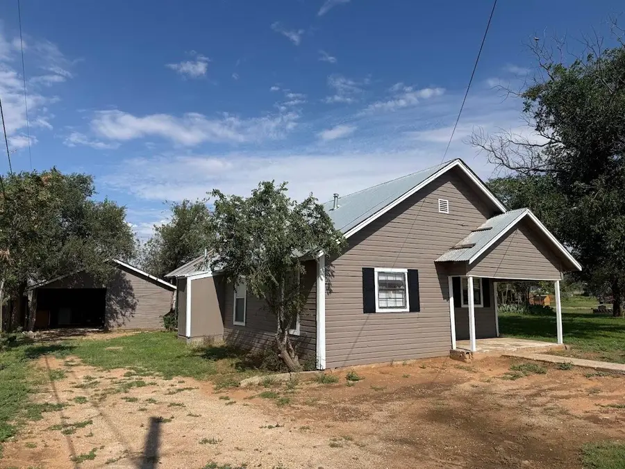 606 S Avenue H, Lamesa, TX 79331 - #2