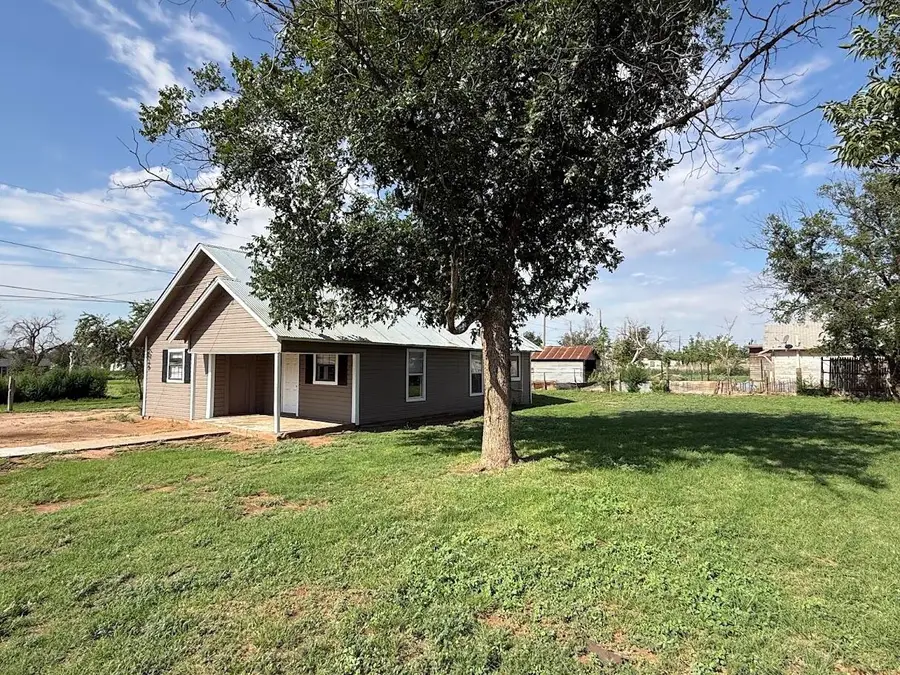 606 S Avenue H, Lamesa, TX 79331 - #3