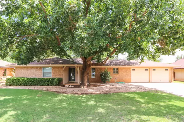 105 E 27th Street, Littlefield, TX 79339