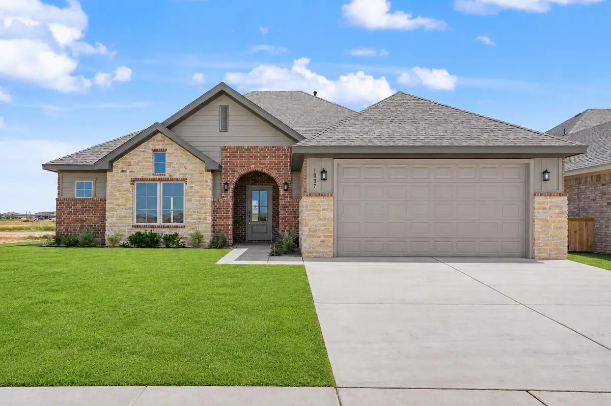 1009 N 5th Street, Wolfforth, TX 79382 - #1