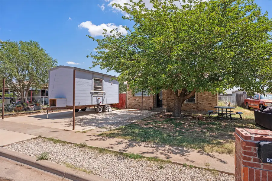 114 N Avenue V, Lubbock, TX 79415 - #2