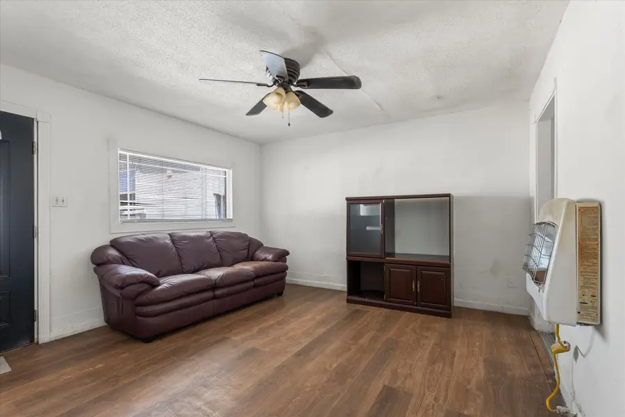114 N Avenue V, Lubbock, TX 79415 - #3