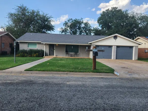 105 E 21st Street, Littlefield, TX 79339