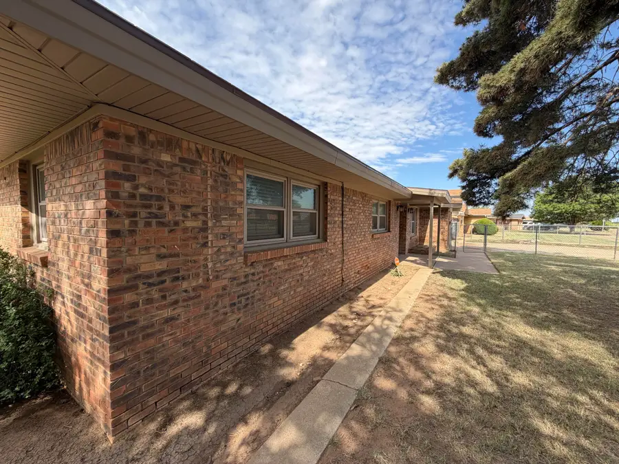 1510 E 2nd Street, Lubbock, TX 79403 - #2