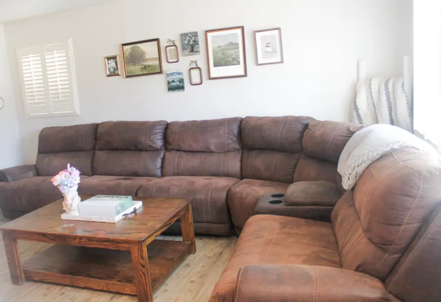 1205 9th Street, Shallowater, TX 79363 - #3