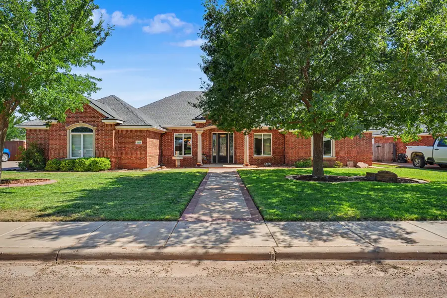 1414 10th Street, Shallowater, TX 79363 - #3