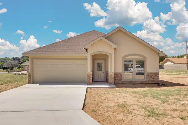 2203 S 1st Place, Lamesa, TX 79331