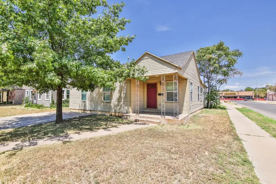 2302 20th Street, Lubbock, TX 79411 - #2