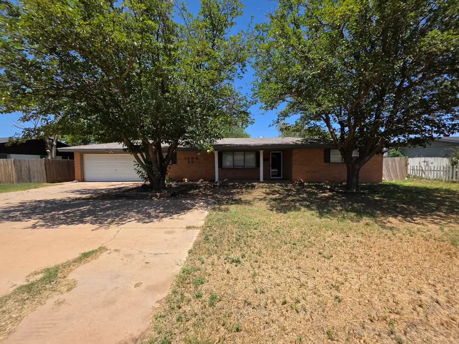 1304 59th Street, Lubbock, TX 79412 - #2