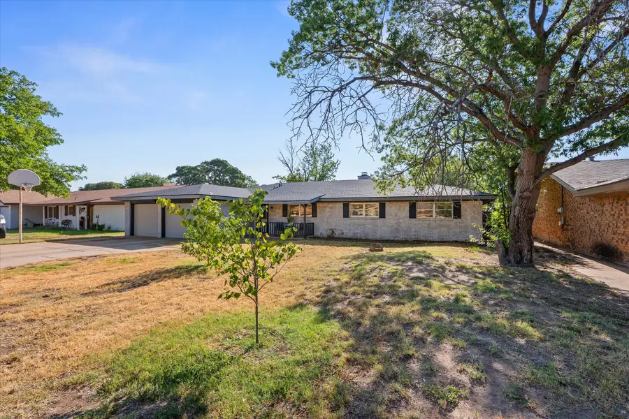 2017 Rice Drive, Levelland, TX 79336 - #2