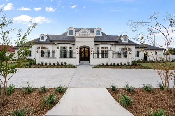 1902 Aberdeen Avenue, Lubbock, TX 79407
