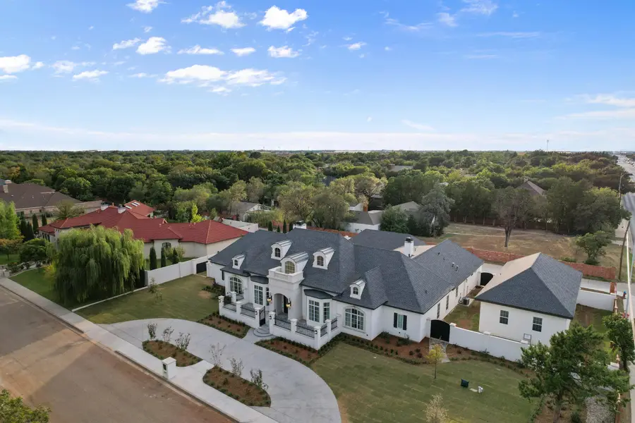 1902 Aberdeen Avenue, Lubbock, TX 79407 - #3