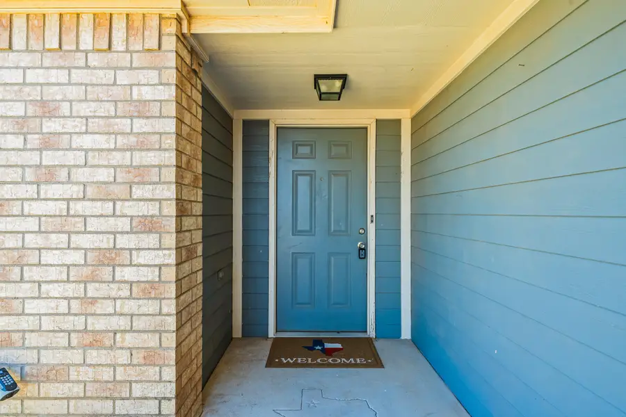 7803 Avenue J, Lubbock, TX 79423 - #3