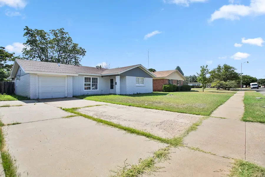 6611 Canton Avenue, Lubbock, TX 79413 - #2