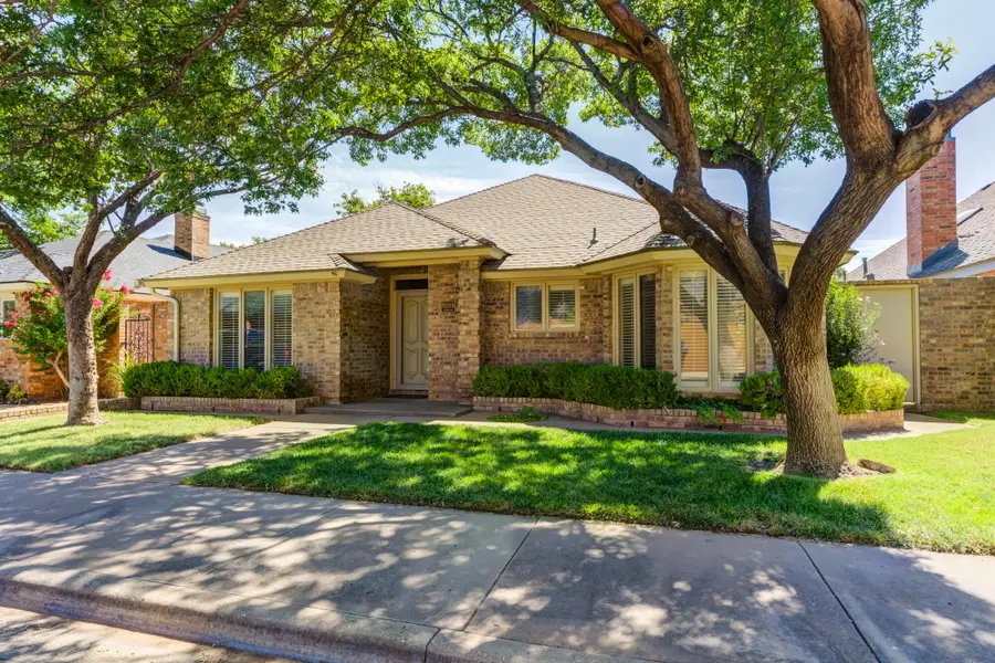 8209 Durham Avenue, Lubbock, TX 79424 - #2