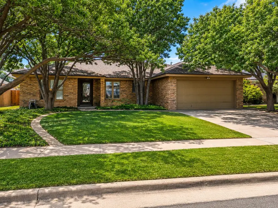 9710 Norfolk Avenue, Lubbock, TX 79423 - #2