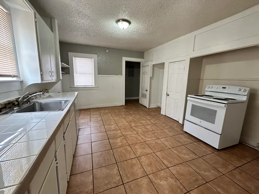 2124 20th Street, Lubbock, TX 79411 - #3
