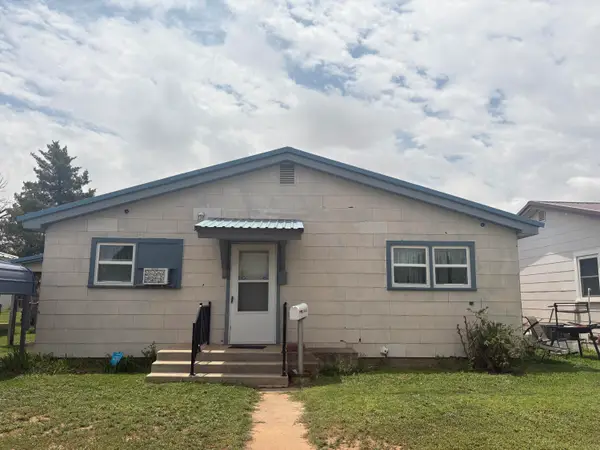 1614 Lee Street, Levelland, TX 79336