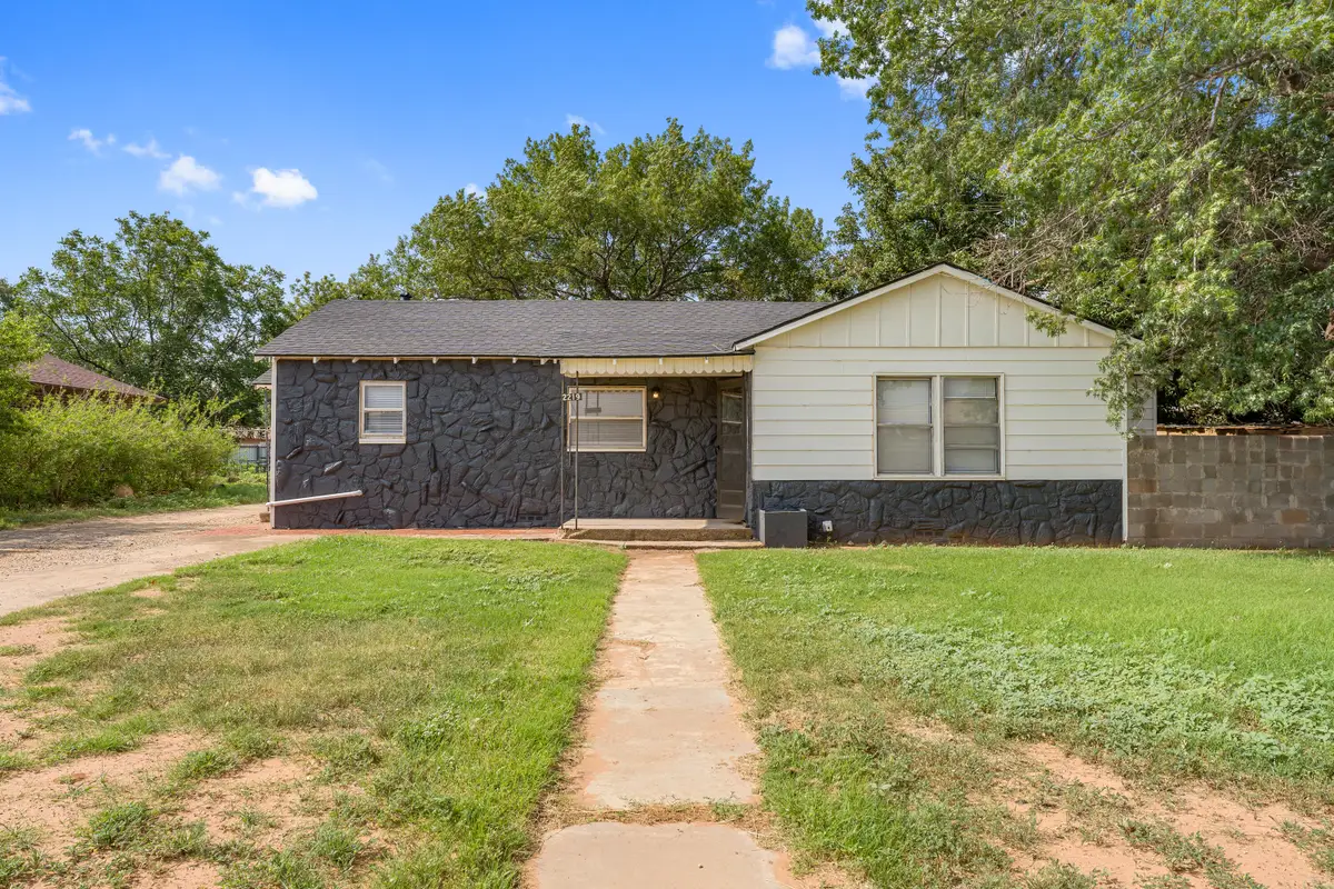 2219 N 5th Street, Tahoka, TX 79373 - #1