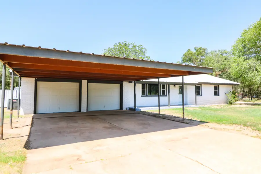 1201 W 2nd Street, Littlefield, TX 79339 - #2