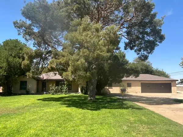 1804 Avenue H, Levelland, TX 79336