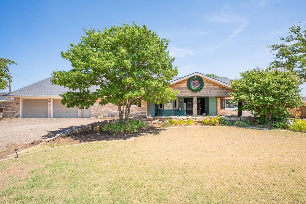 7303 Alcove Avenue, Lubbock, TX 79407 - #1
