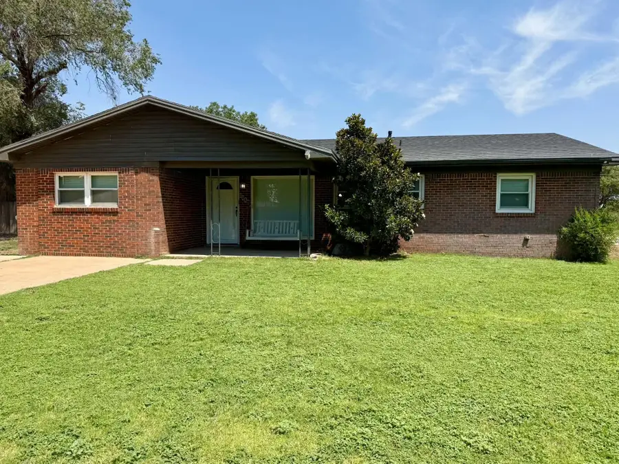 1007 2nd Street, Plains, TX 79355 - #2