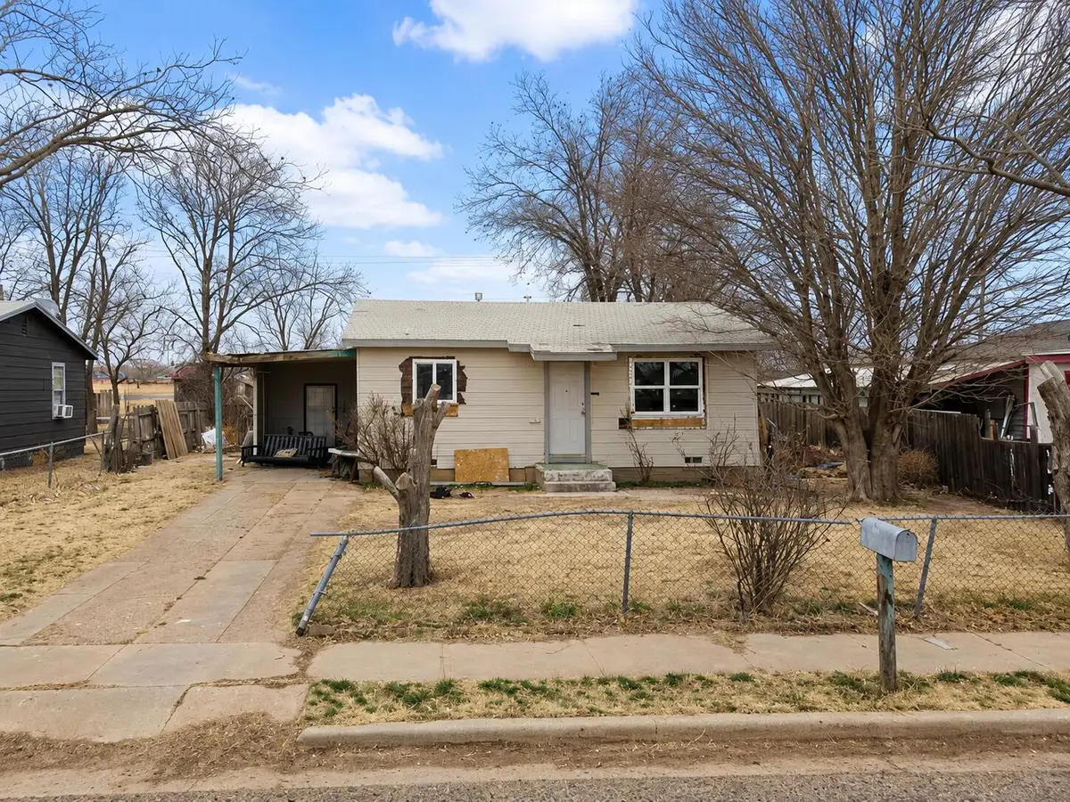 2003 E 15th Street, Lubbock, TX 79403 - #1